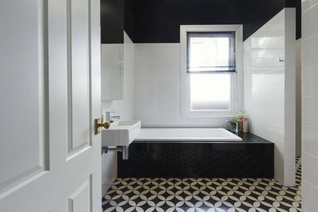 master bathroom dimensions: Pattern Tiles 
