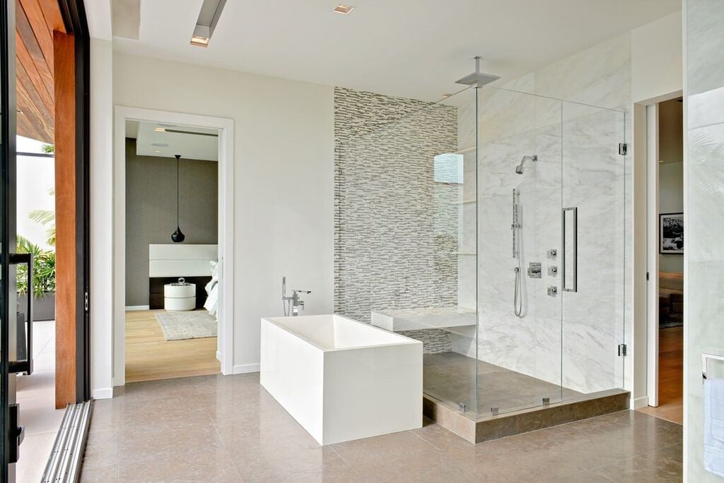 Walk-In Showers trends in bathroom renovation