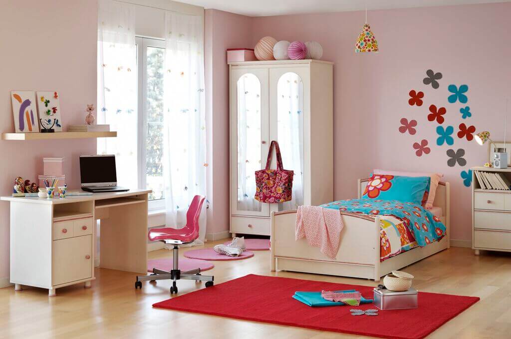 Decorate Your Kid’s Room