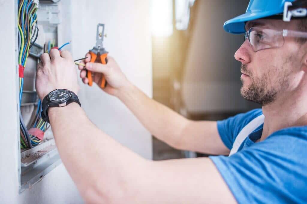 Flexibility of Commercial Electrician