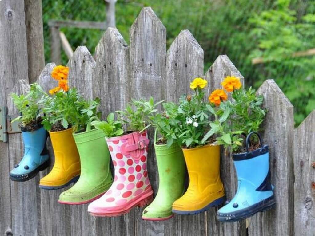 Wall Fixed Boot Planters