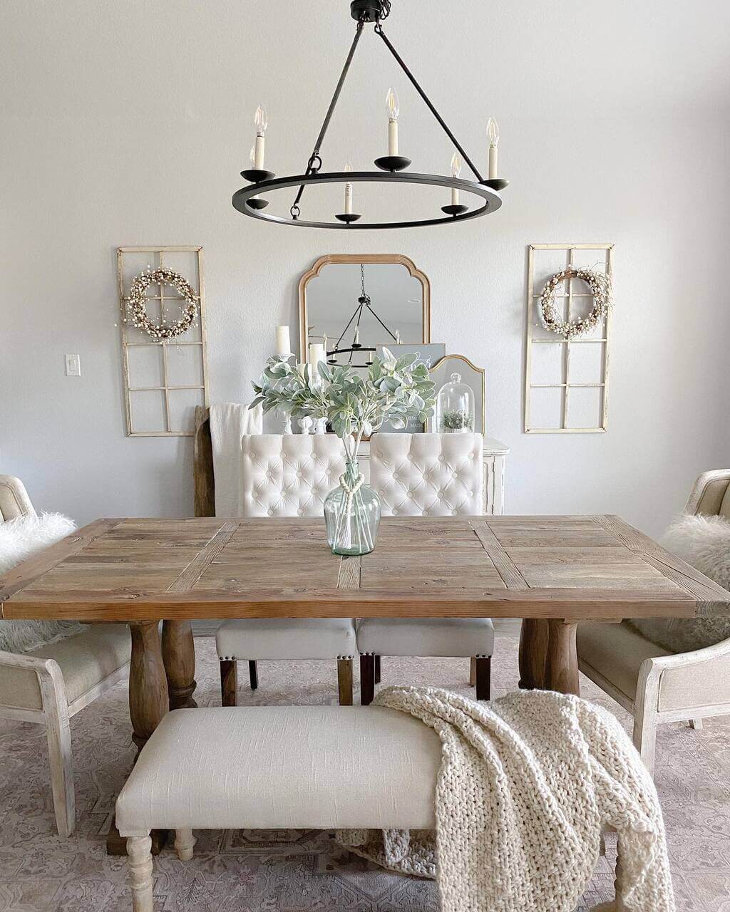 25+ Best Dining Table Centerpiece Ideas For A Standout Space