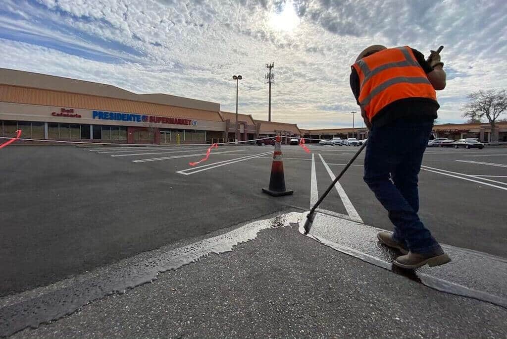 parking lot pothole repairs