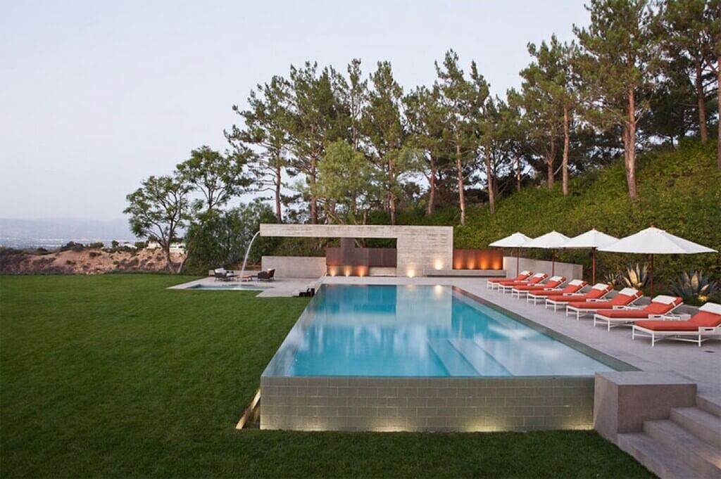 That Sense of Luxury! above ground pool deck ideas