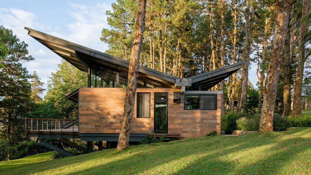 Elegant Mid Century Modern House with Butterfly Roof