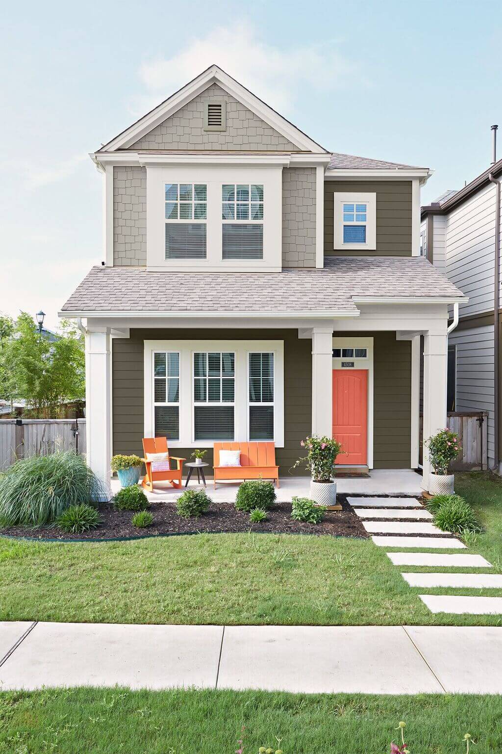 30+ Best Exterior House Color Schemes for an Inviting Appeal