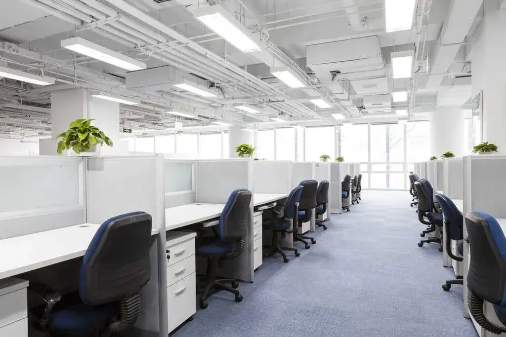Pay Attention to the Lighting  at Inviting Office Space