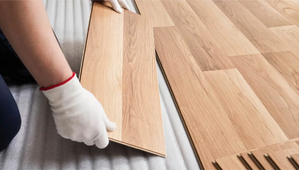 Installation of Laminate Vs Vinyl Flooring