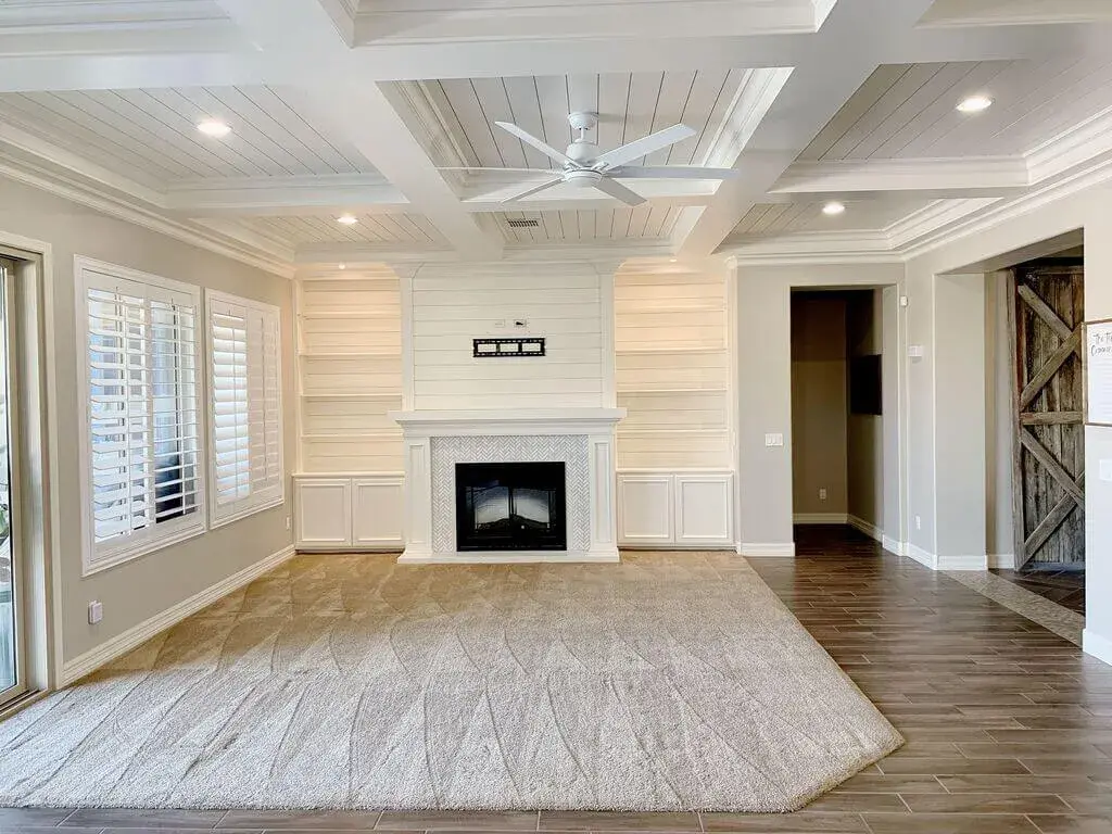  Simple Tray Coffered Ceilings Ideas for Living Room
