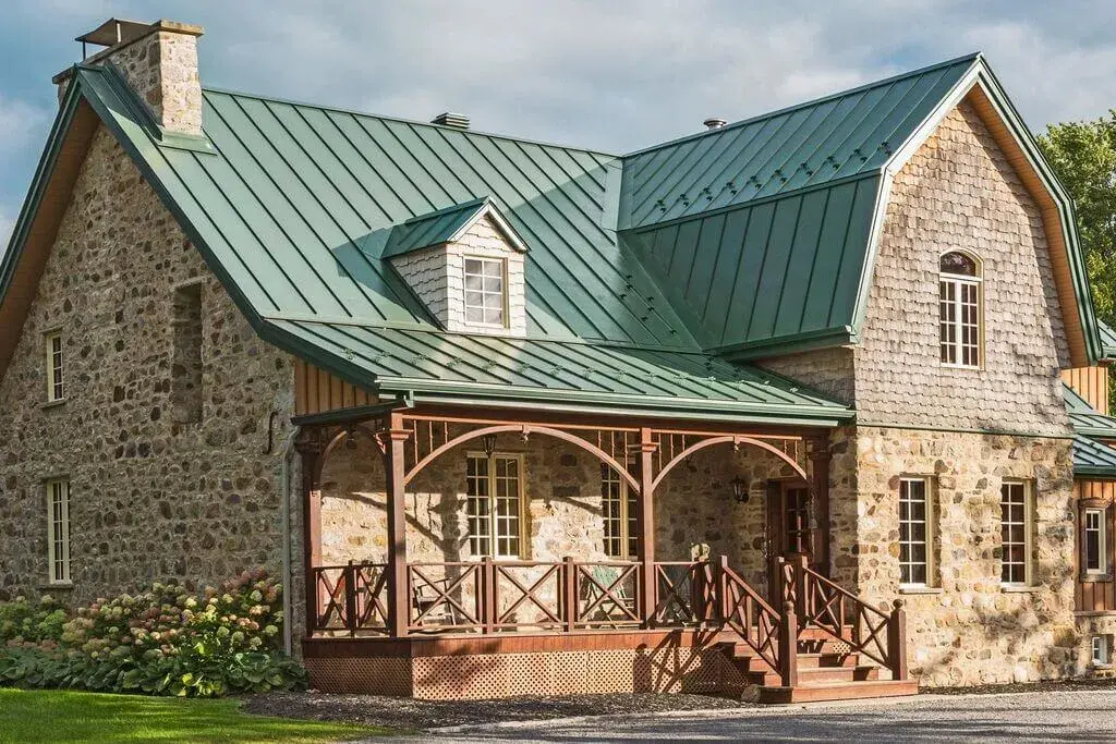 Investing in Metal Roofing: Long-Term Benefits and Cost Savings