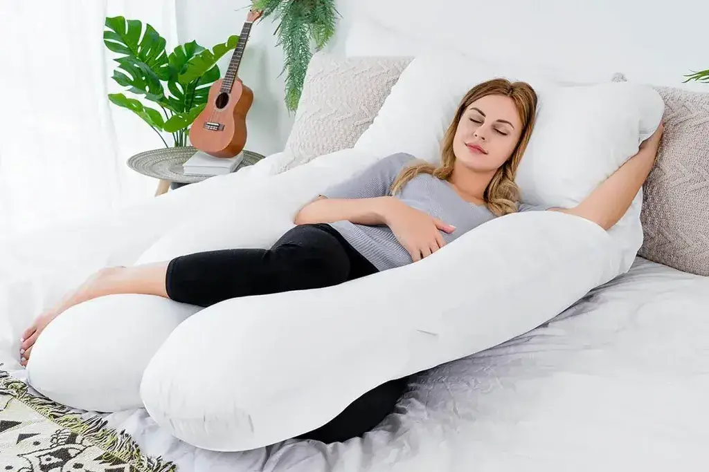 Important Tips for Buying a Good Body Pillow