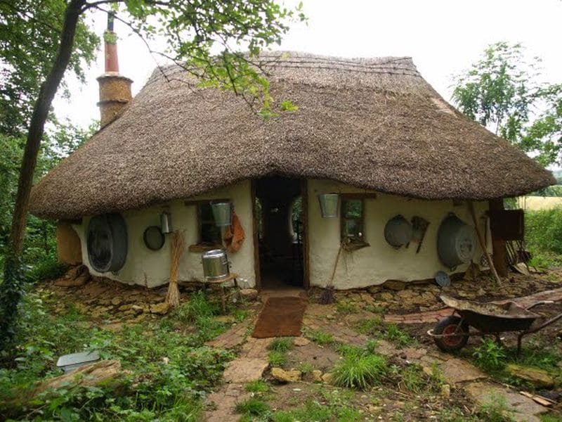 what is a cob house
