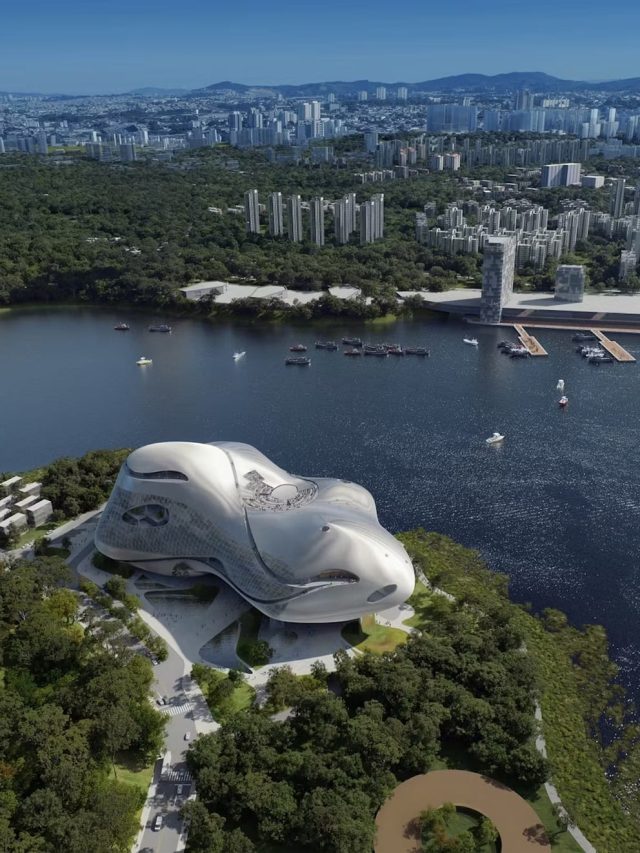 Floating Yichang Grand Theatre designed by Open Architecture