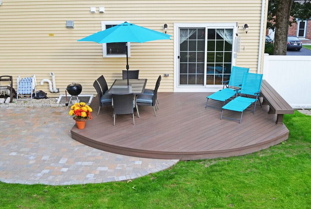 Adding a Deck to Your Backyard 