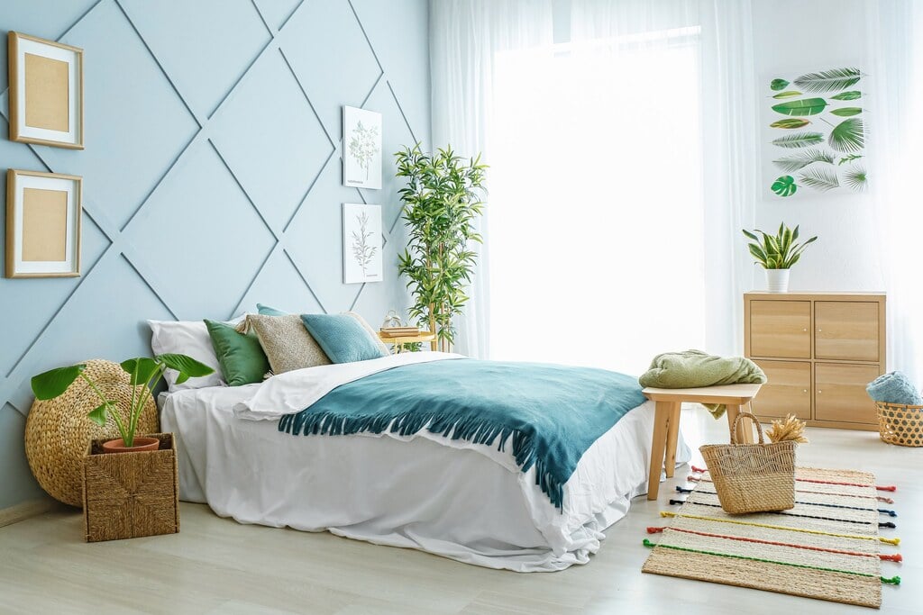 10 Organization Tips to Help You Create a Neat and Serene Bedroom