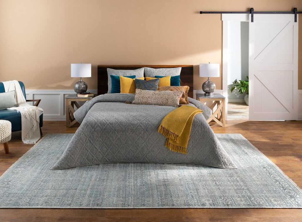 Finding the Perfect Size & Shape for Your Bedroom Carpet