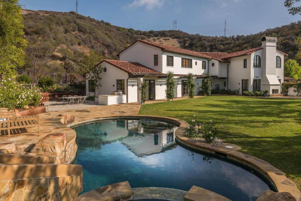 Lauren Conrad’s Former Pacific Palisades Home