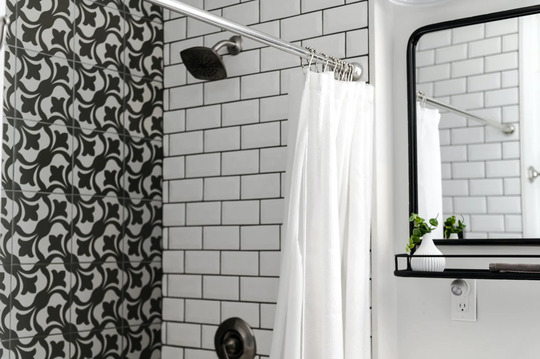 matching shower curtain color to tile