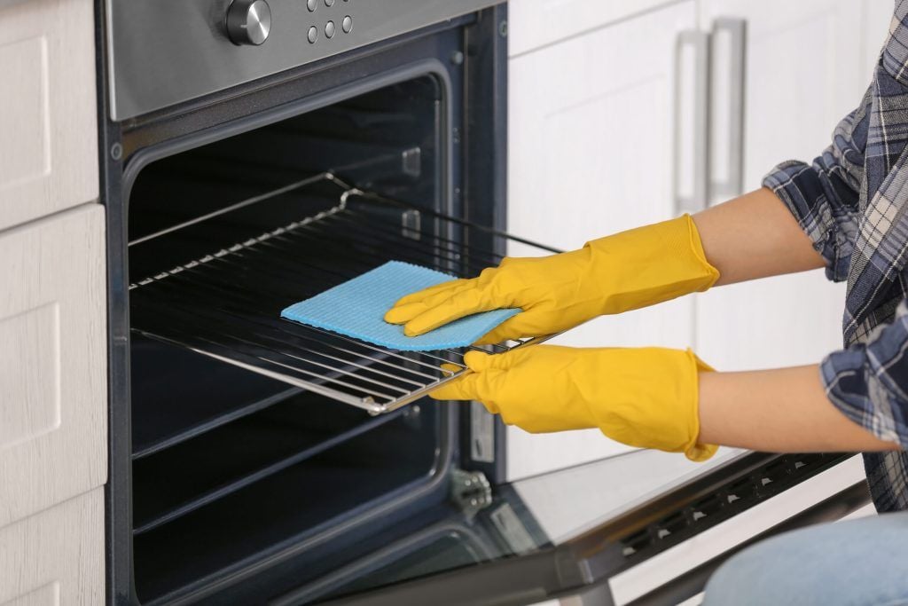 How to clean inside the oven