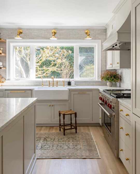 Neutral beige kitchen cabinet